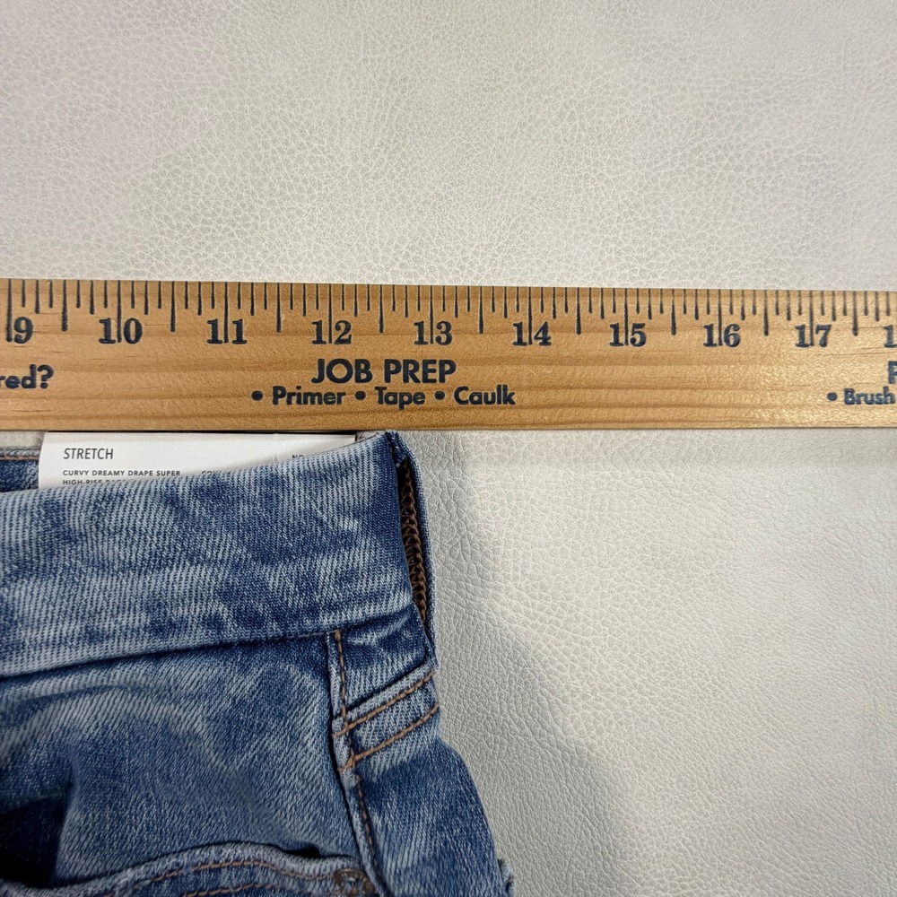 American Eagle Curvy Super High-Rise Baggy Wide Leg Cargo Jeans Light Wash 0 25W - Picture 13 of 13